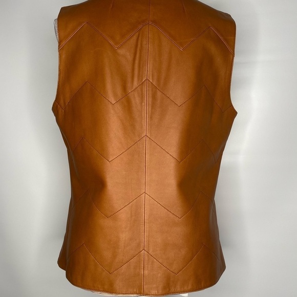 Women's Tan Leather Vest - Picture 11 of 16